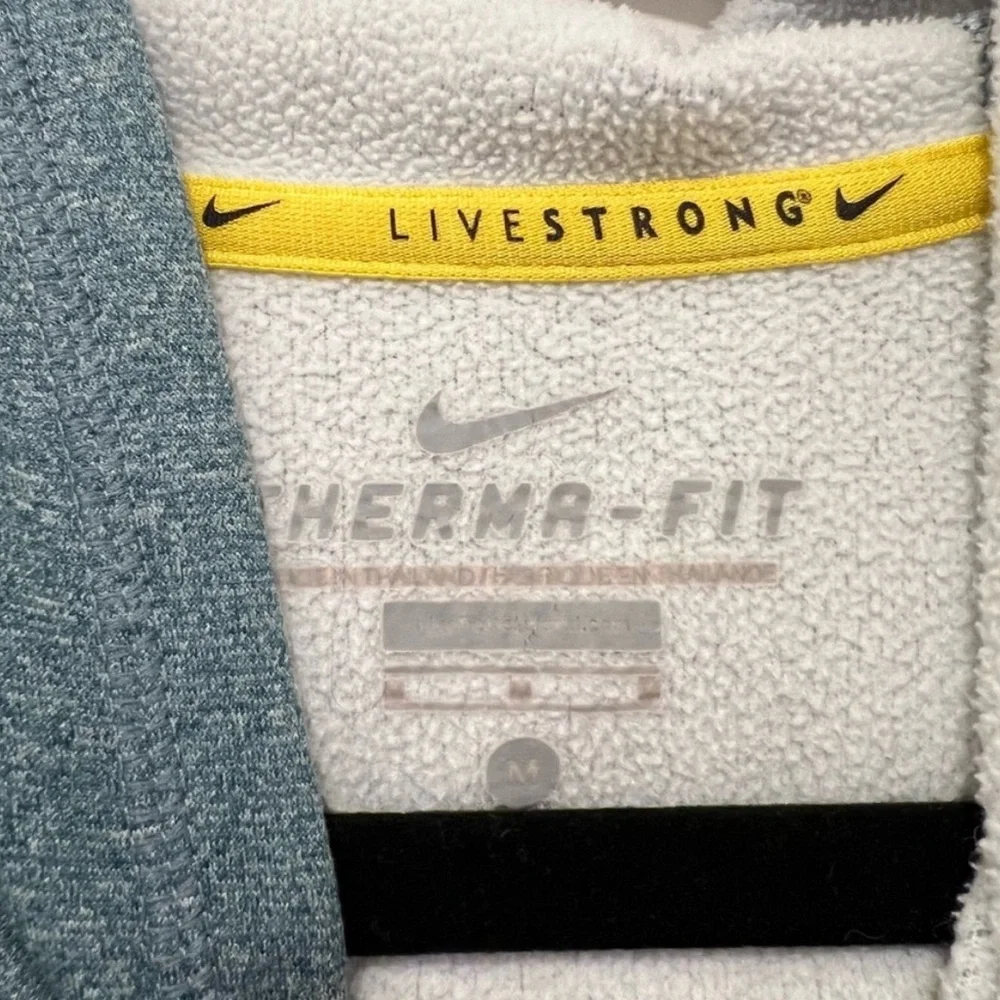 Nike Women’s Blue Teal Gray LiveStrong Pullover Hoodie in Size Medium